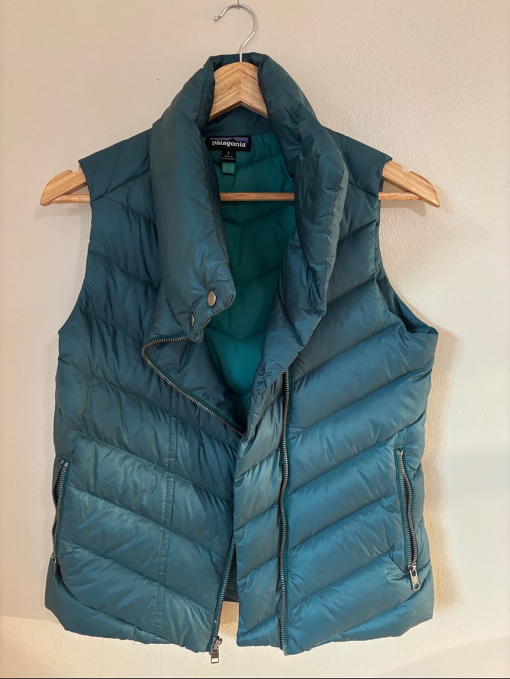 Patagonia Teal Green Quilted Down Vest